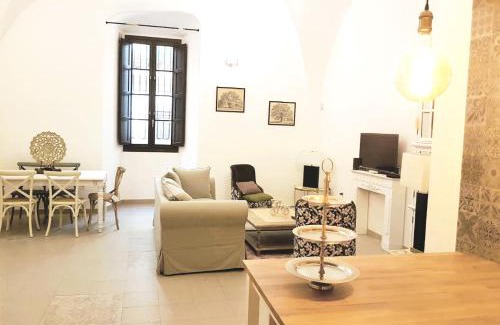 Santiago Apartment | Casa Palacio Muñoz Chaves
