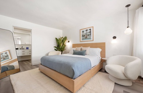 Uptown Design District Hotel | Casa Palma Hotel & Bungalows