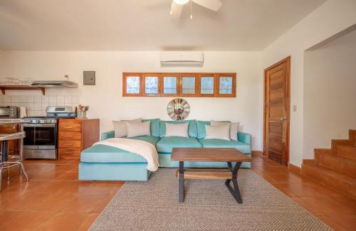 Junquillal House | Casa Palma Real