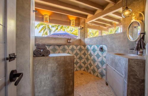 North End House | Casa Palmar Penthouse - Completely Renovated, 1 BR Oceanfront Penthouse Suite