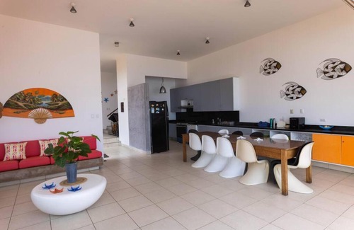 Cerro Azul House | Casa Palmeras