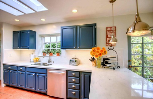 Hillcrest House | Casa Paloma: Classic Mission Hills + Enchanting Courtyard Close to EVERYTHING