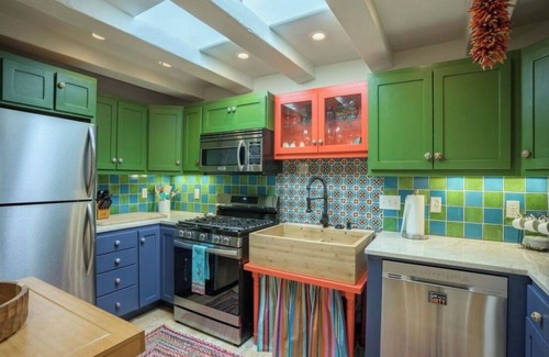 Taos Condo | Casa Paloma - Funky In-Town Casita