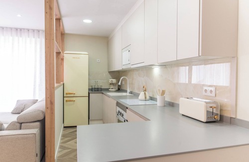 Palafolls House | Casa Para 8 Personas con Jardín a 2 Minutos de la Costa Brava! Ideal Familias!