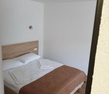 Lupeni House | Casa Patricia