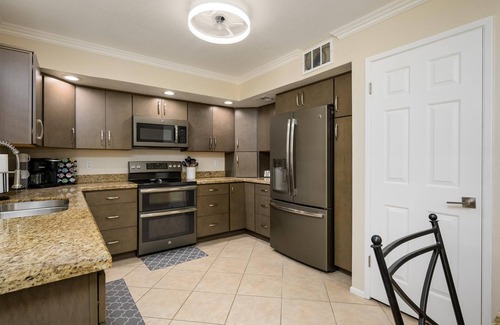 Paradise Valley Village Condo | CASA Patty'O - Anasazi Village - Bright and open condo, pet-friendly.
