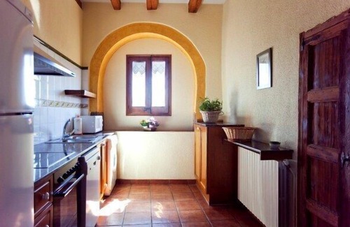 Sagas House | Casa Pau - Lovely Catalan limestone villa in private surroundings with pool