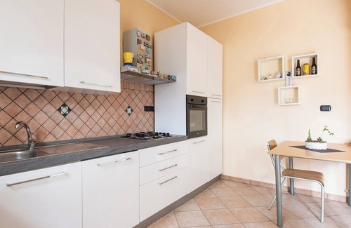 Domusnovas Apartment | Casa Peppe - One Bedroom Apartment, Sleeps 2