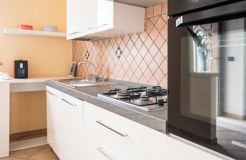 Domusnovas Apartment | Casa Peppe - One Bedroom Apartment, Sleeps 2