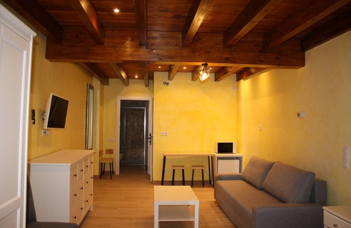 Laguardia Old Town Hotel | CASA PEQUE