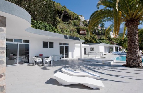 Los Gomez House | Casa pequena