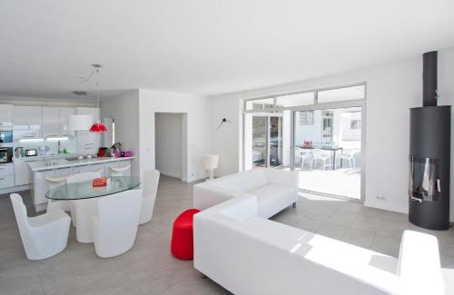 Los Gomez House | Casa pequena