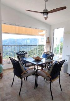 Genalguacil House | Casa Perejil, un balcón al Genal