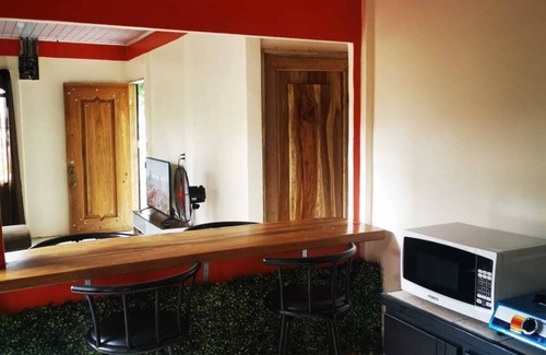 Northern Plains House | Casa Peri Cerca de Rio Celeste