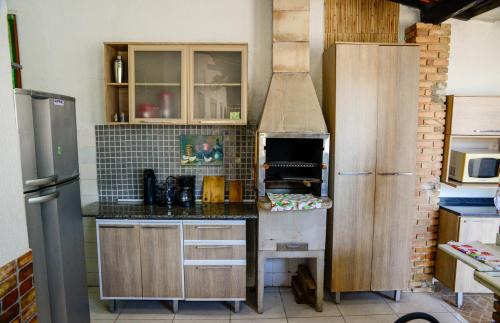 Ipiranga House | Casa perto das principais praias c WiFi e churrasq