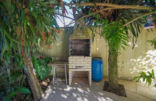 Tupy House | Casa Pet-Friendly com Wi-Fi e Churrasqueira