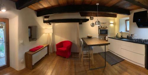 Trontano Apartment | Casa Pietra