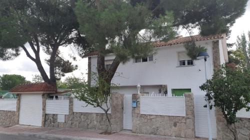 Mostoles House | Casa Pinares