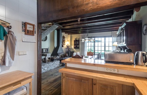 Pujo House | Casa Pinarrets by Totiaran in Salardú, 10 people, 5 bedrooms, with garden