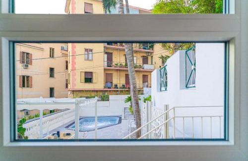 Historical Downtown Salerno House | Casa & Piscina nel centro di Salerno Amalfi Coast