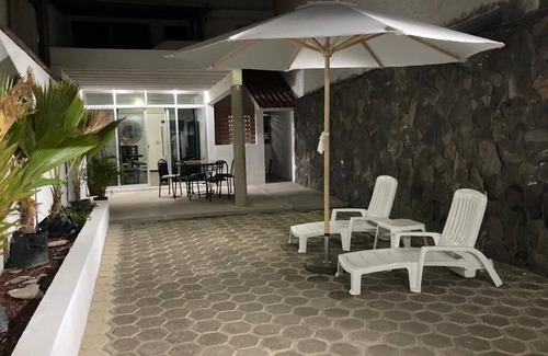Manzanillo House | Casa Playa, sol y mar Beach Front pet Friendly