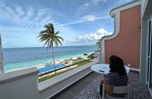 Zona Hotelera House | Casa Playa Tortugas - CANCUN Oceanfront Villa
