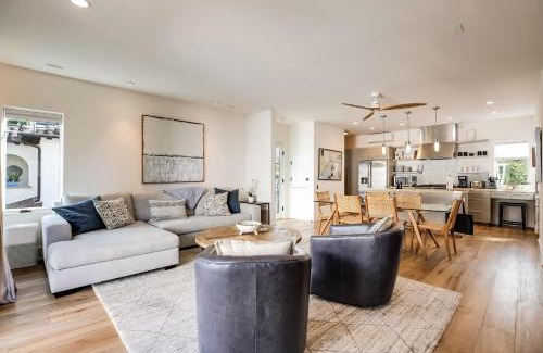 West Beach House | Casa Playa
