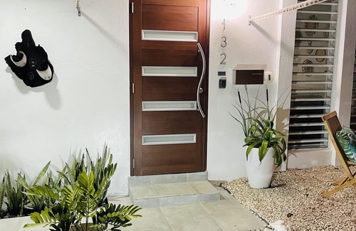 Maleza Baja House | Casa Polanco -Gorgeous Home W/Salt- Water Pool/Solar PanelsnRecently remodeled