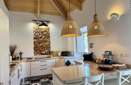 Sagres Villa | Casa Pompilio Sagres Heaven at Worlds End Beach shops restaurants on ur doorstep