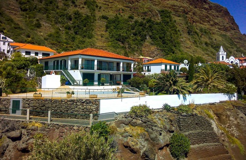 Jardim do Mar Villa | Casa Pontinha, Seafront Villa, with Private Pool in Jardim do Mar