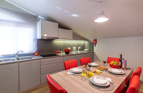 Canhas Apartment | Casa Por do Sol, Grab the sun here on our warm terrace.
