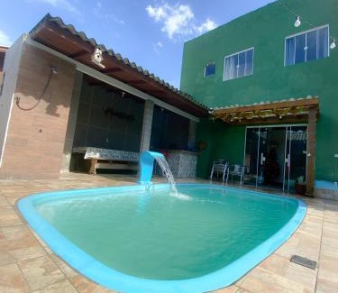 Palhoca House | Casa próximo à praia com piscina , hospeda até 20 pessoas