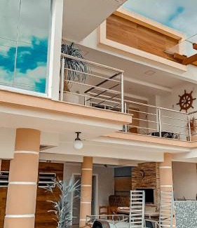 Pinheira House | CASA PRAIA DA PINHEIRA