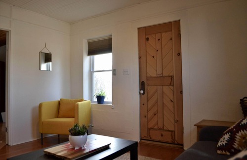 Albuquerque House | Casa Prickly Pear near Old Town and Downtown