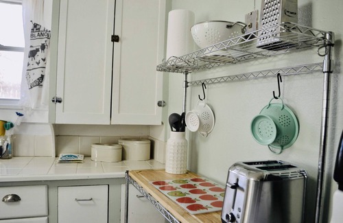 Albuquerque House | Casa Prickly Pear near Old Town and Downtown