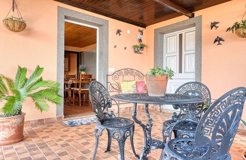 Ponta do Sol Cottage | Casa Primavera, a Home in Madeira