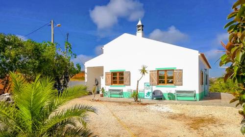 Raposeira House | Casa Pulpo Studios