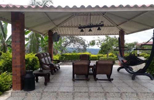 Fusagasuga Villa | Casa Quinta Arbelaez