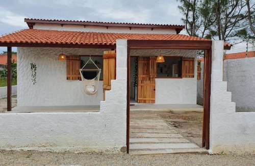 Aquiraz House | Casa Rústica em Condomínio com Piscina