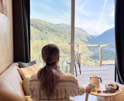 Manteigas Cabin | Casa Raposa Lodges - Terrace Mountain View