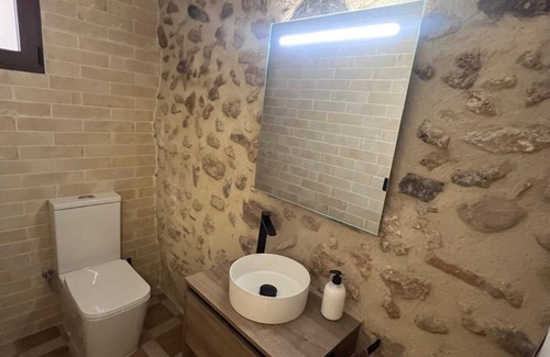 Montanejos Cottage | Casa Raquel Montanejos with capacity for ten people.