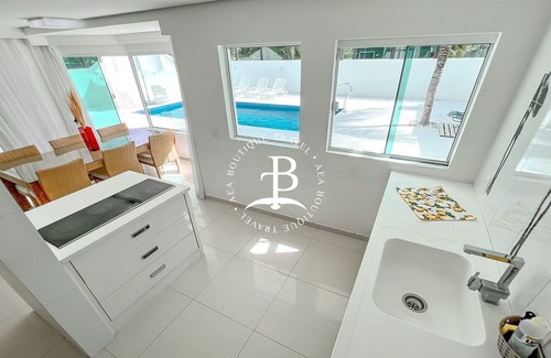 Jurere Internacional Villa | Casa Rebeca excellent value for money