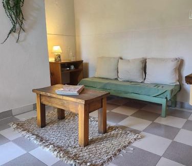 Mercedes House | Casa Refugio