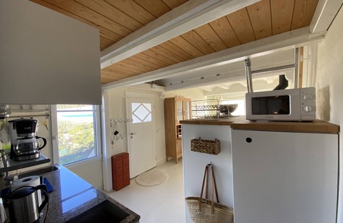 Mas Pinell Apartment | Casa Regina - Seafront, A/C, and Parking