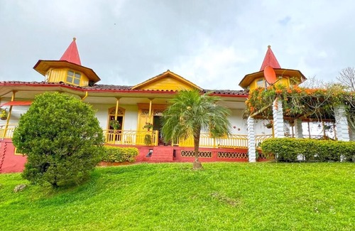 La Cumbre House | Casa Republicana y Joya Colonial, Ideal Para Familias