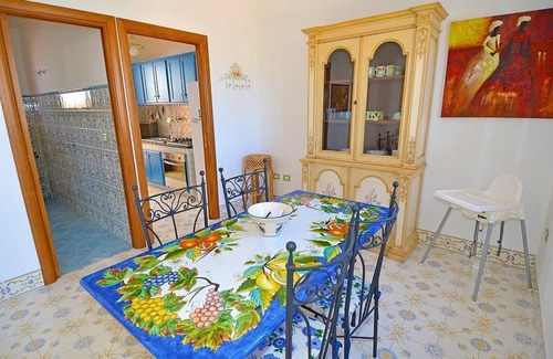 Marina San Gregorio House | Casa Ria A: A welcoming two-story apartment that is part of a villa situated at a short distance from the beach, with Free WI-FI.