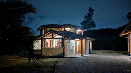 Tumbaco House | Casa RiGi Deluxe