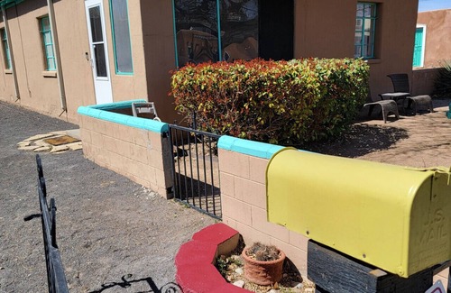 West Old Town House | Casa Rio - Adorable Albuquerque Home in Old Town