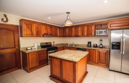 Jaco Villa | Casa Rio Mar Luxury Villas 6 & 7, Ocean Front Villas, 16 BR/14 BA/24 Beds