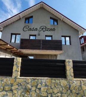 Razim Lake House | CASA RIZEA